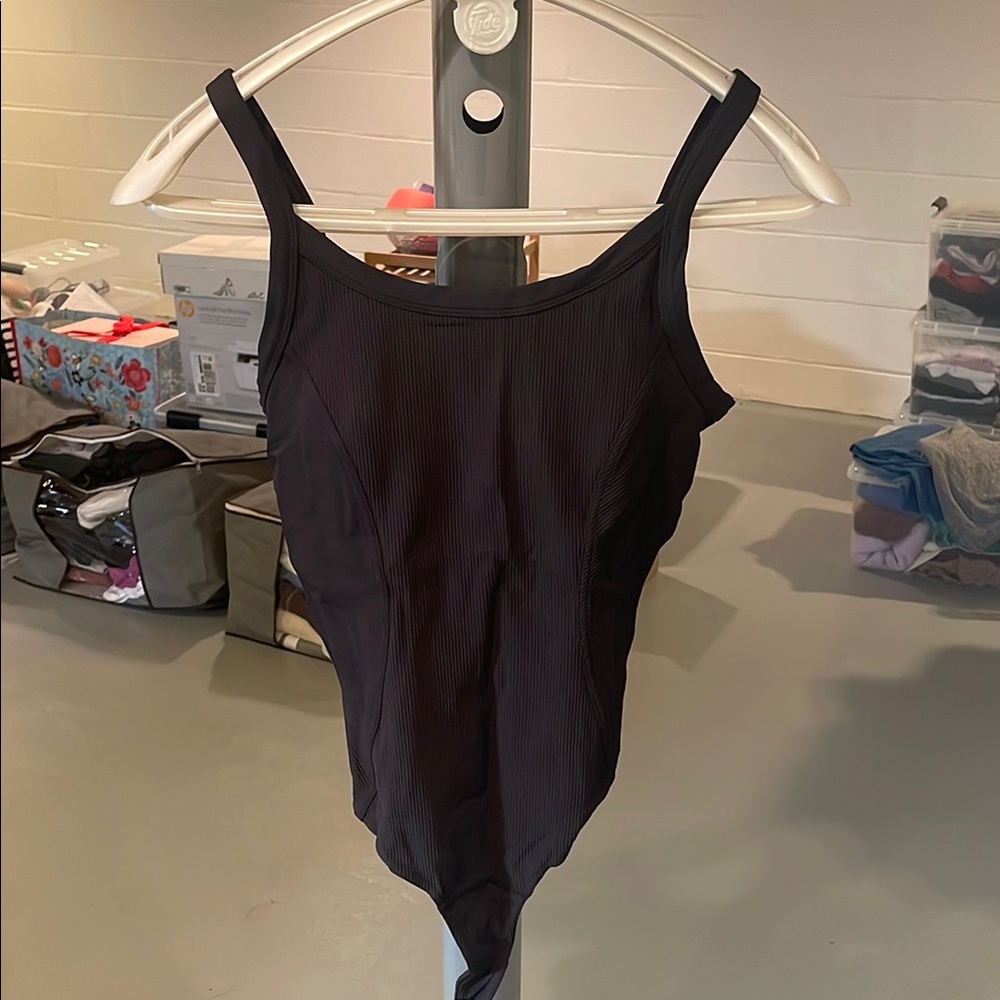 Lululemon women’s black ribbed bodysuit